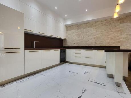 3 otaqlı yeni tikili - Şah İsmayıl Xətai m. - 100 m²