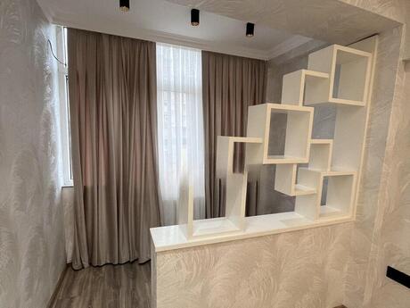 2 otaqlı köhnə tikili - Gənclik m. - 70 m²