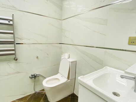 2 otaqlı yeni tikili - 8 Noyabr m. - 70 m²