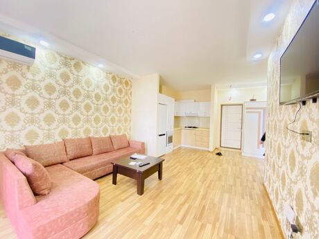 2 otaqlı yeni tikili - 8 Noyabr m. - 70 m²