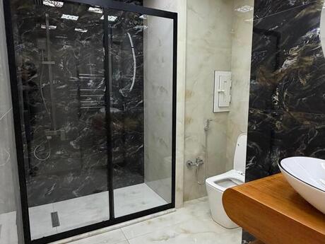 3 otaqlı yeni tikili - Memar Əcəmi m. - 120 m²