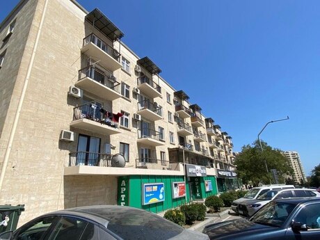 3 otaqlı köhnə tikili - Elmlər Akademiyası m. - 80 m²