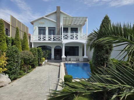 4 otaqlı həyət evi/bağ evi - Mərdəkan q. - 290 m²