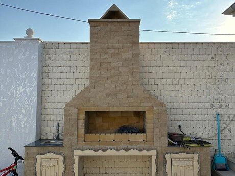 4 otaqlı həyət evi/bağ evi - Mərdəkan q. - 250 m²