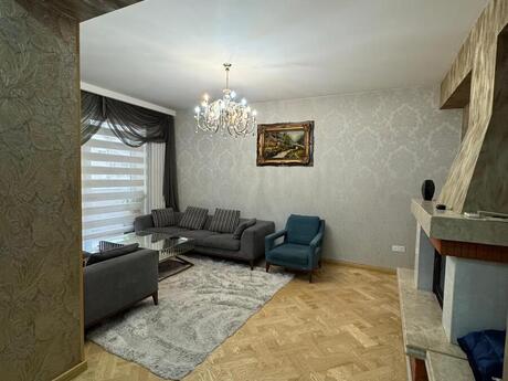 5 otaqlı yeni tikili - İnşaatçılar m. - 181 m²