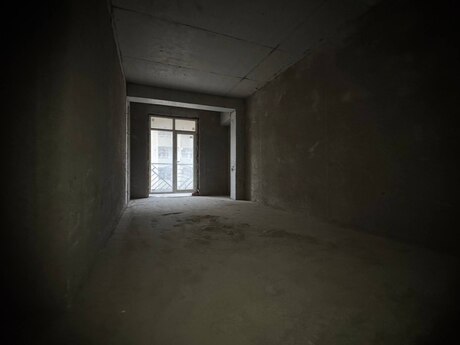 4 otaqlı yeni tikili - Nəsimi r. - 193 m²