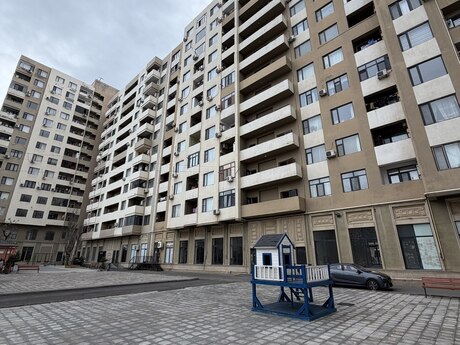 Elan №5957780 - Bakı, Qaraçuxur q., 2 otaqlı, 65 m², 7/14 mərtəbə