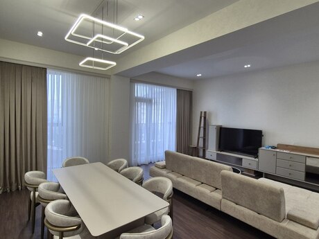 4 otaqlı mənzil, 198 m², Sahil: 700 000 ₼ 4