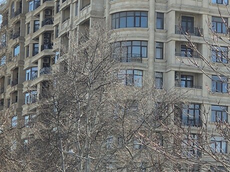 Elan №5957831 - Bakı, Sahil m., 4 otaqlı, 198 m², 14/16 mərtəbə