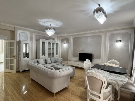 4 otaqlı yeni tikili - Nizami m. - 215 m²