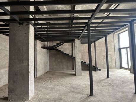 Obyekt - Ağ şəhər q. - 250 m²