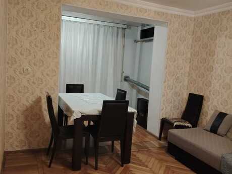 3 otaqlı köhnə tikili - İnşaatçılar m. - 65 m²