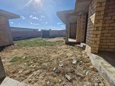 4 otaqlı həyət evi/bağ evi - Buzovna q. - 170 m²