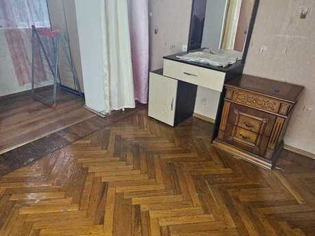 3 otaqlı köhnə tikili - Əhmədli m. - 80 m²