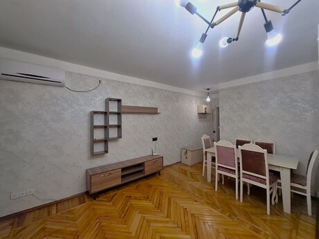 2 otaqlı köhnə tikili - İnşaatçılar m. - 46 m²