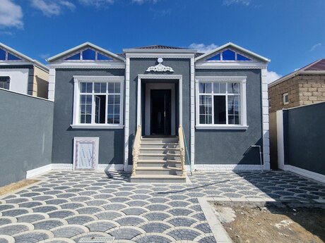 4 otaqlı həyət evi/bağ evi - Ramana q. - 121 m²