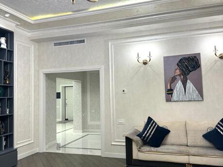 4 otaqlı mənzil, 186 m², 28 May: 700 000 ₼ 3