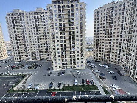 4 otaqlı yeni tikili - Bayıl q. - 134 m²