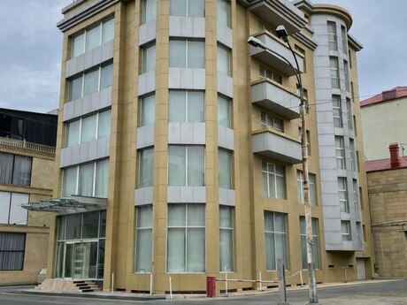 Obyekt - Nərimanov r. - 2200 m²