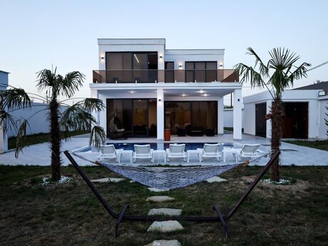 5 otaqlı həyət evi/bağ evi - Nardaran q. - 280 m²