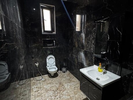 House with Garden, Villa For Rent