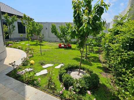 4 otaqlı həyət evi/bağ evi - Nardaran q. - 300 m²