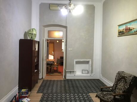 2 otaqlı köhnə tikili - Səbail r. - 62 m²