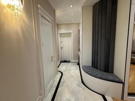 3-комн. новостройка - м. Нариман Нариманов - 145 м²