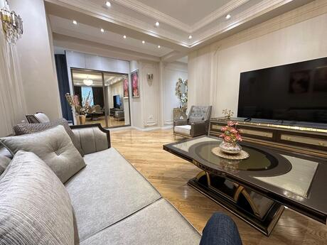 3 otaqlı yeni tikili - Nəriman Nərimanov m. - 145 m²