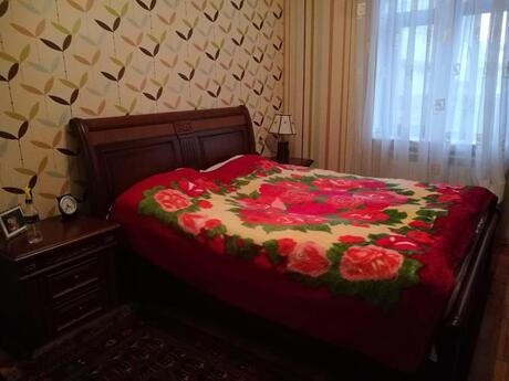Satılır 6 otaqlı həyət evi/bağ evi 200 m², Sumqayıt