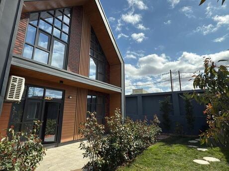 4 otaqlı həyət evi/bağ evi - Sea Breeze q. - 275 m²