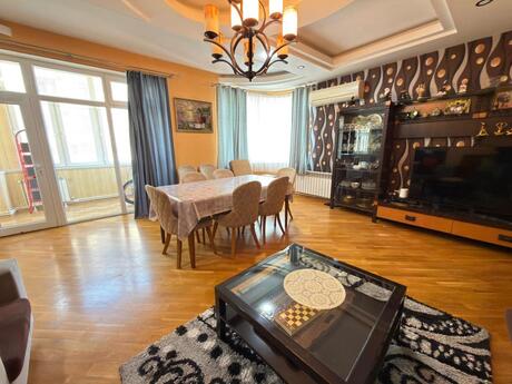 5 otaqlı yeni tikili - Nizami m. - 191 m²