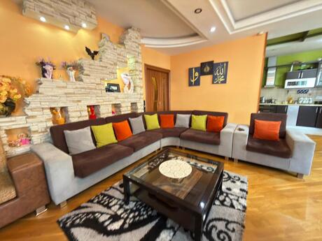 5 otaqlı yeni tikili - Nizami m. - 191 m²