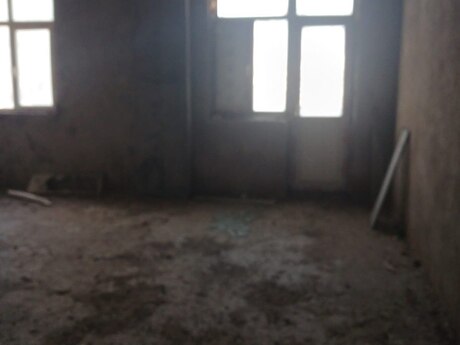 4 otaqlı yeni tikili - 8-ci mikrorayon q. - 152 m²
