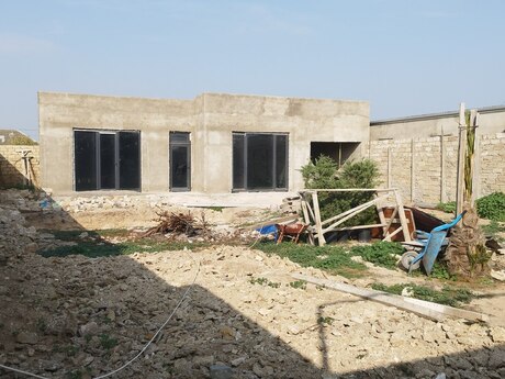 Satılır 4 otaqlı həyət evi/bağ evi 174 m², Binə q.
