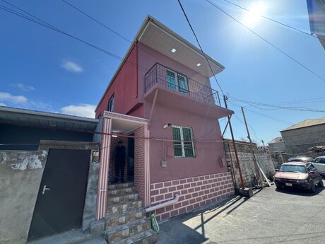Satılır 4 otaqlı həyət evi/bağ evi 150 m², Əhmədli m.