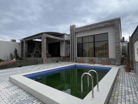 5 otaqlı həyət evi/bağ evi - Buzovna q. - 300 m²