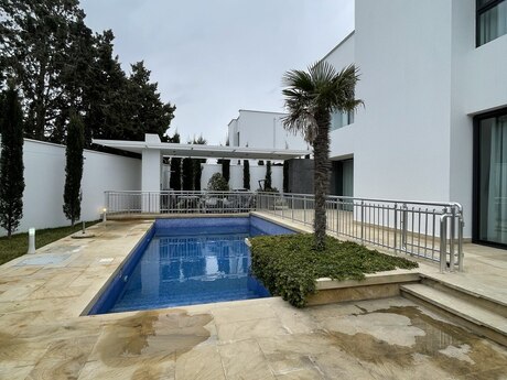 4 otaqlı həyət evi/bağ evi - Mərdəkan q. - 250 m²