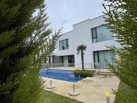 4 otaqlı həyət evi/bağ evi - Mərdəkan q. - 250 m²