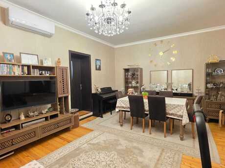 Satlr 3 otaql khn tikili 80 m, Aberon r.