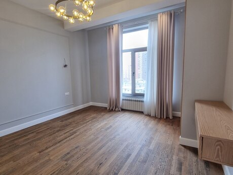 4 otaqlı mənzil, 150 m², Gənclik: 560 000 ₼ 3