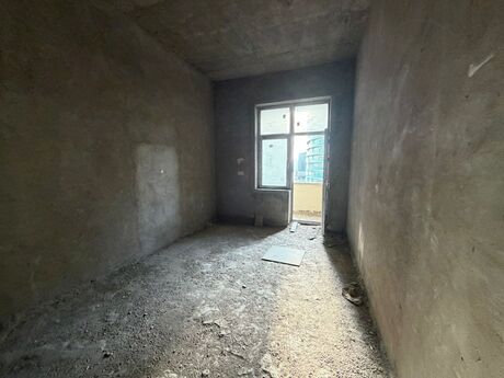 4 otaqlı yeni tikili - 28 May m. - 241 m²