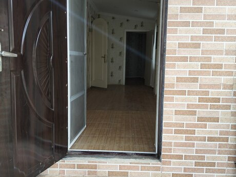 Satılır 7 otaqlı həyət evi/bağ evi 155 m², Albalılıq q.