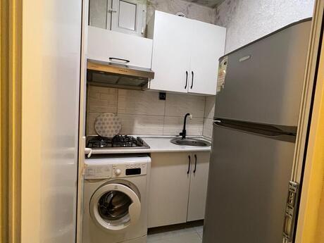 2 otaqlı köhnə tikili - Memar Əcəmi m. - 45 m²