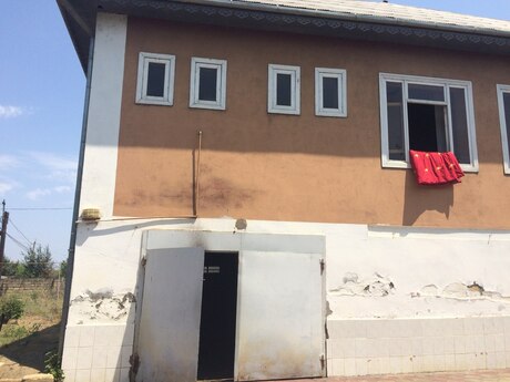 Satılır 4 otaqlı həyət evi/bağ evi 396.4 m², Masallı