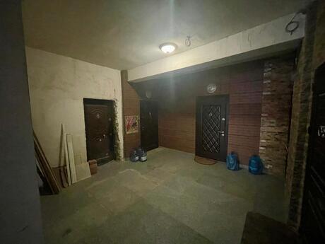 3 otaqlı yeni tikili - Şah İsmayıl Xətai m. - 136.1 m²
