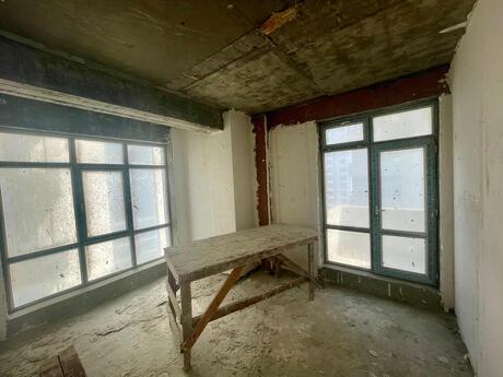 3 otaqlı yeni tikili - Şah İsmayıl Xətai m. - 136.1 m²