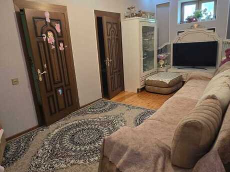 4 otaqlı həyət evi/bağ evi - M.Ə.Rəsulzadə q. - 97 m²