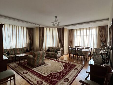 4 otaqlı mənzil, 200 m², Elmlər Akademiyası: 630 000 ₼ 2
