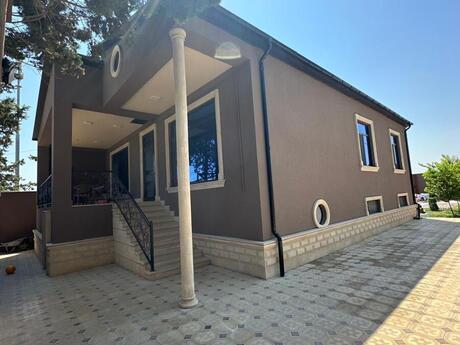 4 otaqlı həyət evi/bağ evi - Mərdəkan q. - 300 m²